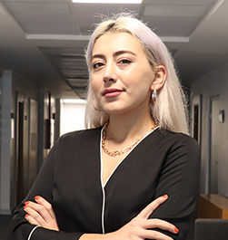 Özge ÖZDEMİR - Secretary